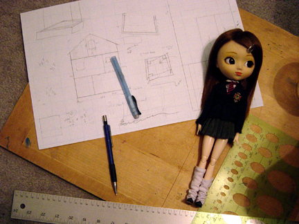 I had been wanting to build a dollhouse for my Pullip for some time 